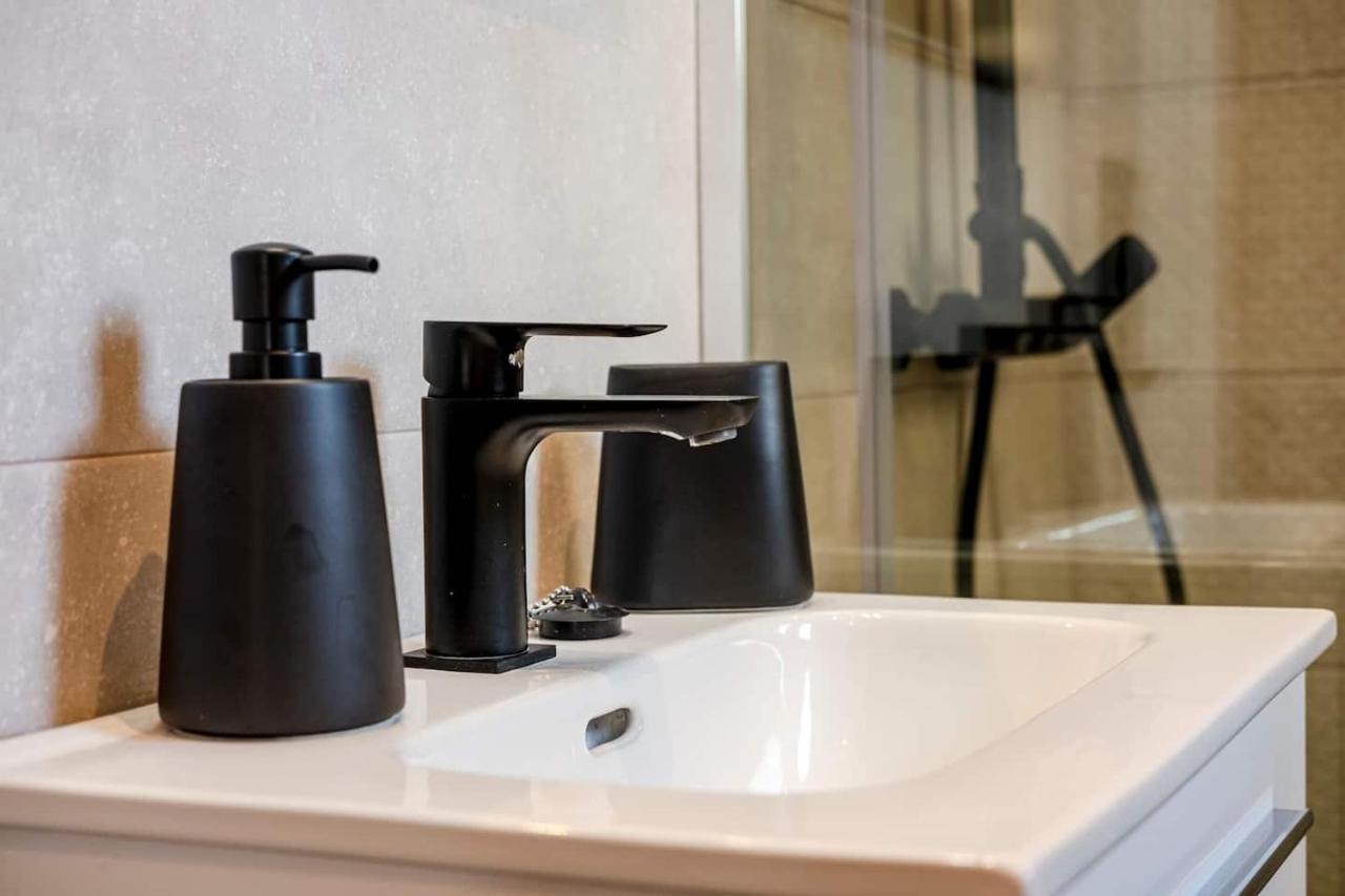 Stay U-Nique Apartments Rambla Catalunya III บาร์เซโลนา ภายนอก รูปภาพ